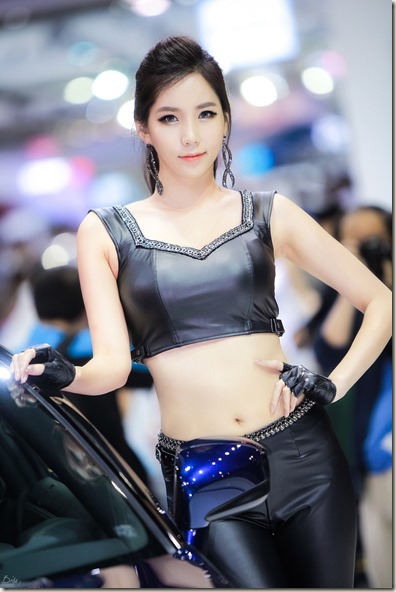 时光素材-香车美女  (1055)blockchainBTC比特币区块链www.qkl91.com